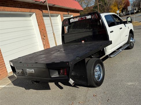 Used 2024 RAM 3500 Big Horn image 34