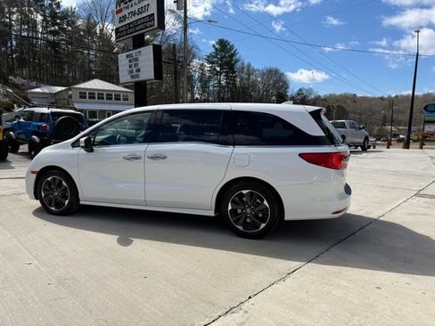Used 2024 Honda Odyssey Elite image 8