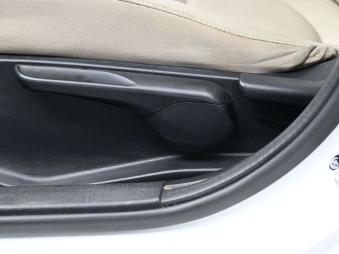 Used 2016 Honda Civic EX image 10