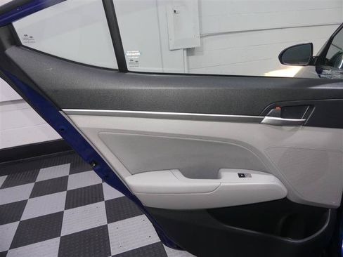 Used 2020 Hyundai Elantra Value Edition FWD image 25