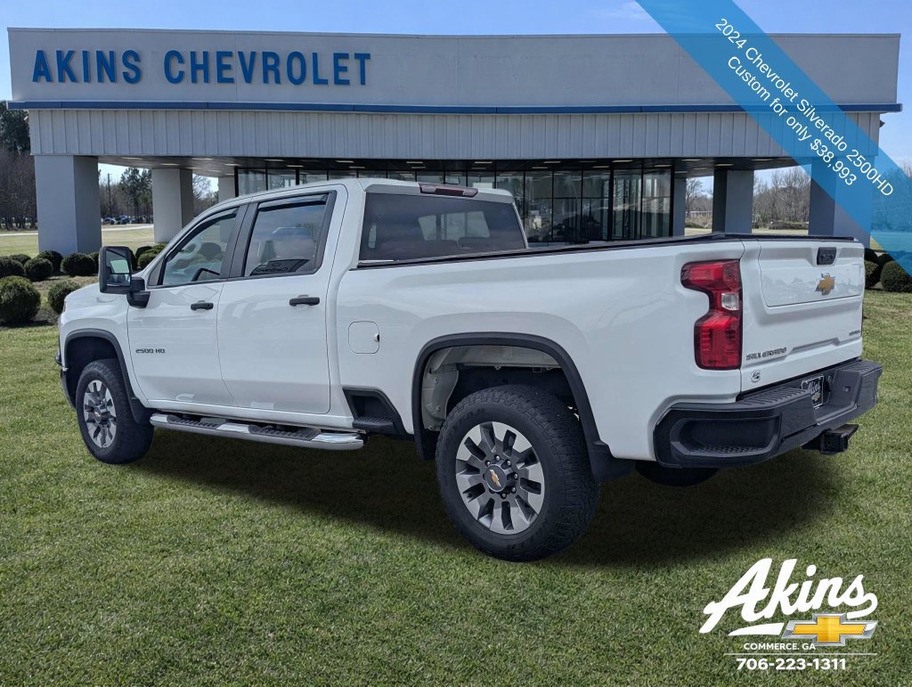 Used 2024 Chevrolet Silverado 2500 Custom w/ Custom Convenience Package AWD/4WD image 7