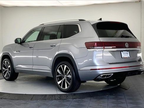 New 2025 Volkswagen Atlas SEL Premium R-Line image 4