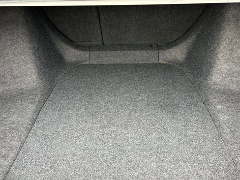 Used 2018 Honda Accord Touring image 16