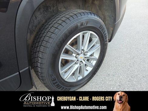 Used 2023 Chevrolet Traverse LT w/ LPO, Floor Liner Package AWD/4WD image 22