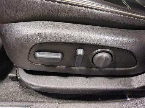 Used 2020 GMC Acadia Denali image 21