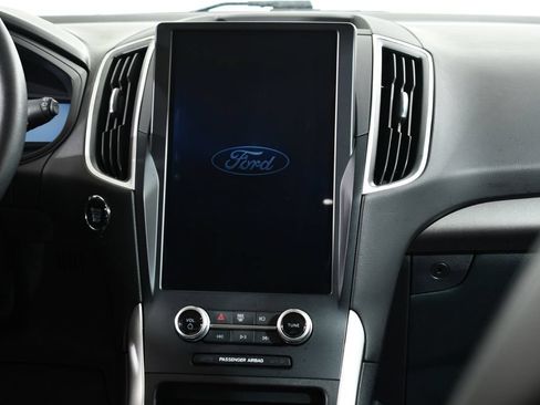 Used 2024 Ford Edge SEL w/ Convenience Package AWD/4WD image 9
