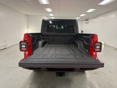 New 2026 Jeep Gladiator Mojave AWD/4WD image 8
