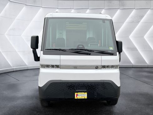Used 2024 Chevrolet Brightdrop 600 w/ Commercial Equipment Package AWD/4WD image 9