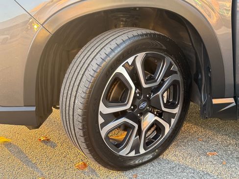 Used 2023 Subaru Ascent Touring image 20