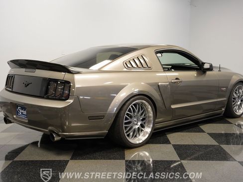 Used 2005 Ford Mustang GT RWD image 13