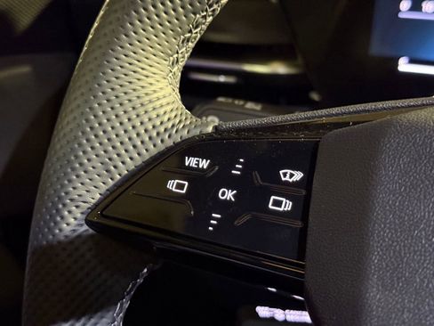 New 2025 Audi SQ5 Premium Plus image 16