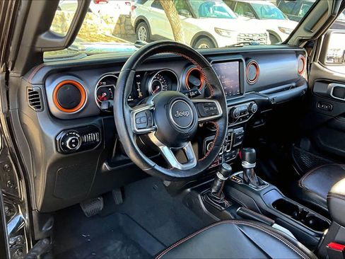 Used 2021 Jeep Gladiator Mojave image 16