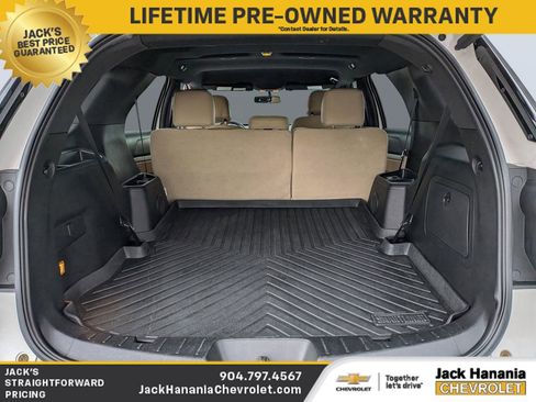 Used 2017 Ford Explorer XLT w/ Equipment Group 202A image 11