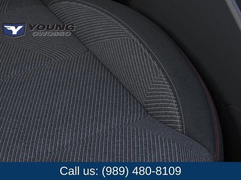 New 2026 Chevrolet Trax RS w/ Sunroof Package image 21