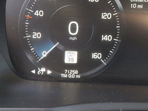 Used 2022 Volvo XC90 T6 Inscription w/ Lounge Package image 24