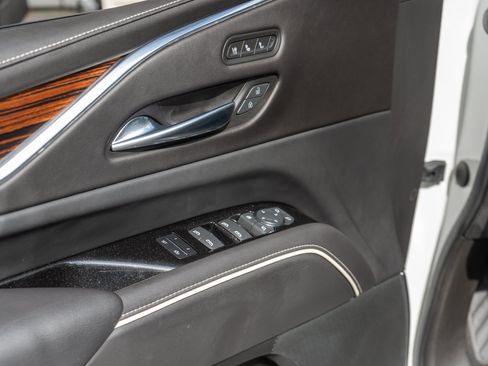 Used 2021 Cadillac Escalade Premium Luxury w/ LPO, Radiant Package AWD/4WD image 93