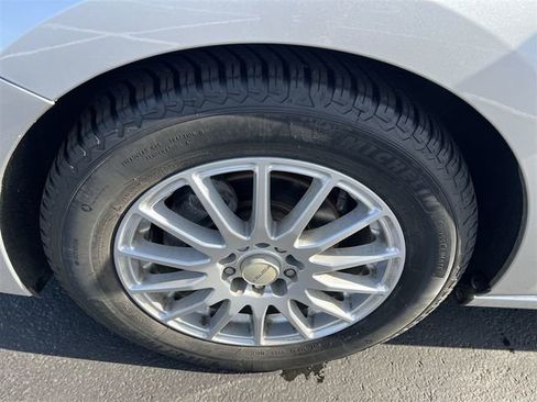 Used 2018 Chevrolet Cruze LS image 19