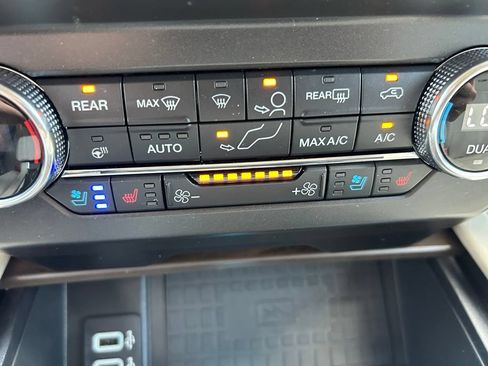 Used 2019 Ford Expedition Max Platinum AWD/4WD image 42