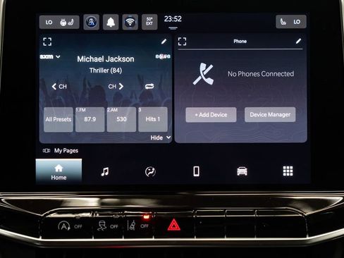 New 2026 Jeep Compass Latitude image 13