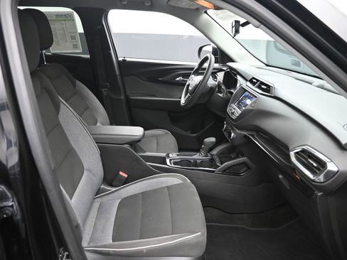 Used 2021 Chevrolet TrailBlazer LT image 7
