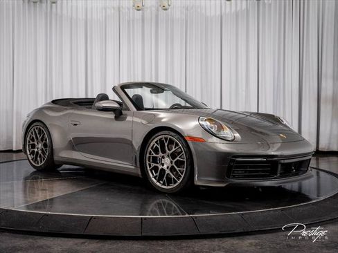 Used 2020 Porsche 911 Carrera 4S AWD/4WD image 21