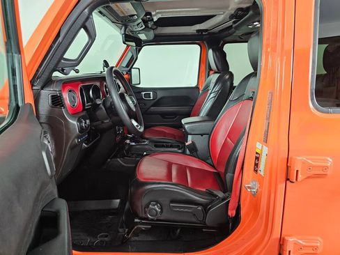 Used 2023 Jeep Wrangler Unlimited Rubicon 4xe AWD/4WD image 17
