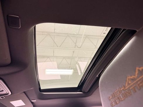 Certified 2024 Chevrolet Silverado 3500 High Country w/ High Country Premium Package image 21