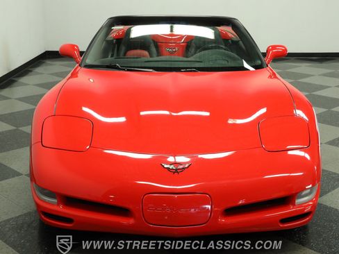 Used 1999 Chevrolet Corvette Convertible w/ Memory Pkg RWD image 16