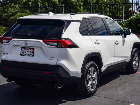 Certified 2025 Toyota RAV4 LE image 7