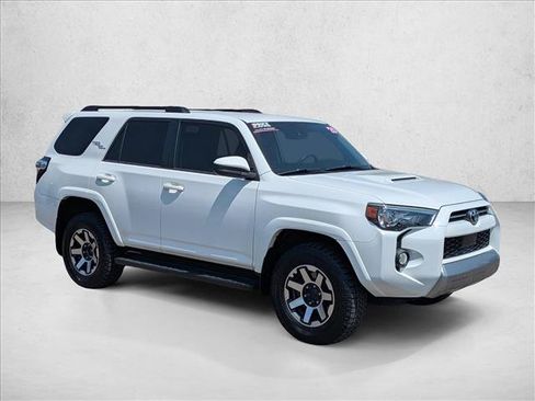 Used 2020 Toyota 4Runner TRD Off-Road AWD/4WD image 3