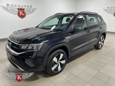 Used 2023 Volkswagen Taos S AWD/4WD image 3