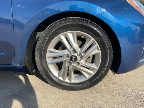 Used 2019 Hyundai Elantra Value Edition FWD image 27