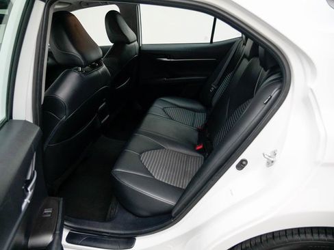 Used 2023 Toyota Camry SE image 24