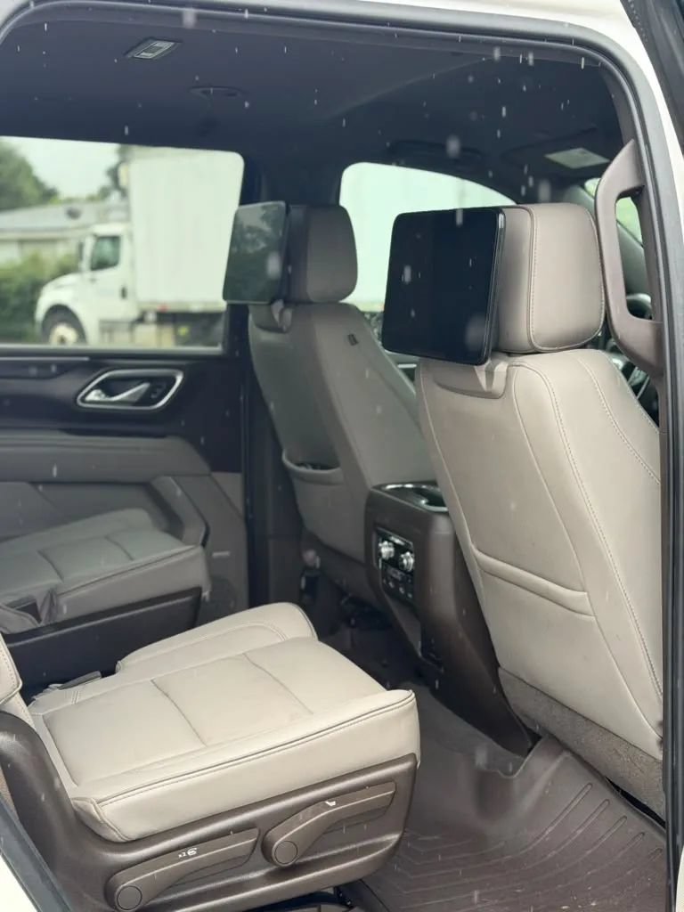 Used 2021 GMC Yukon SLT w/ Rear Media and Nav Package RWD image 14