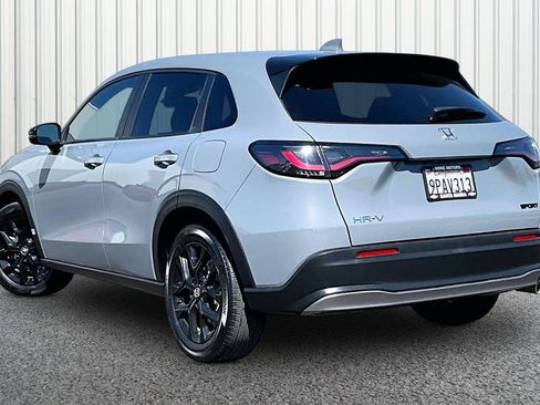 Used 2025 Honda HR-V Sport image 22