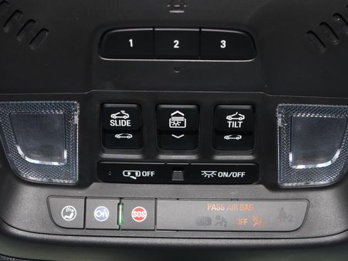 Used 2023 Chevrolet Traverse RS w/ LPO, Floor Liner Package image 12