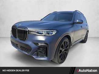 Used 2022 BMW X7 M50i AWD/4WD video 1