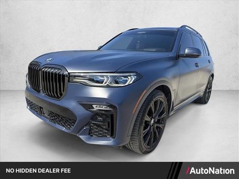Used 2022 BMW X7 M50i AWD/4WD image 1