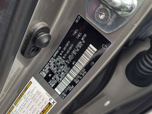 Used 2023 Lexus GX 460 Premium image 32