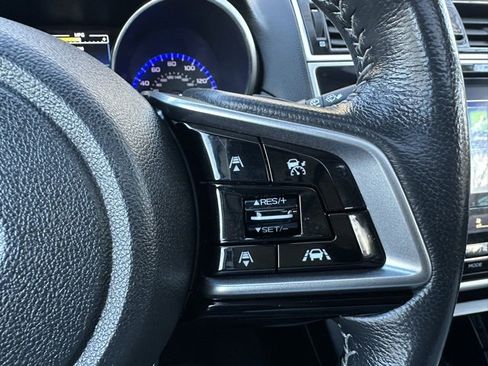 Used 2018 Subaru Outback 3.6R Limited image 16