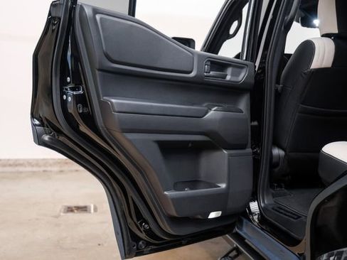 Used 2025 Toyota Land Cruiser image 62