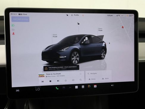 Used 2024 Tesla Model Y Long Range AWD/4WD image 41