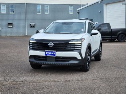 Certified 2025 Nissan Kicks SV
