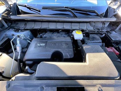 Certified 2024 Nissan Pathfinder SL image 29