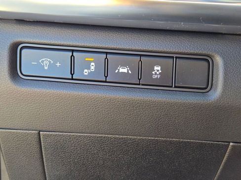 Used 2022 Kia Telluride LX image 27