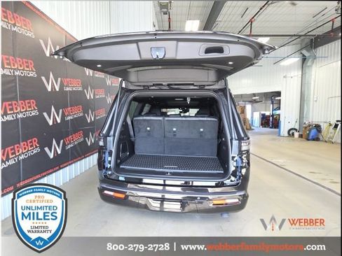 New 2026 Jeep Grand Wagoneer Limited AWD/4WD image 6