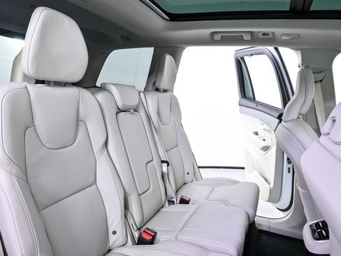 Used 2026 Volvo XC90 B6 Ultra w/ Protection Package AWD/4WD image 25