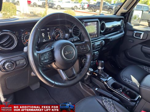 Used 2022 Jeep Gladiator Sport image 19