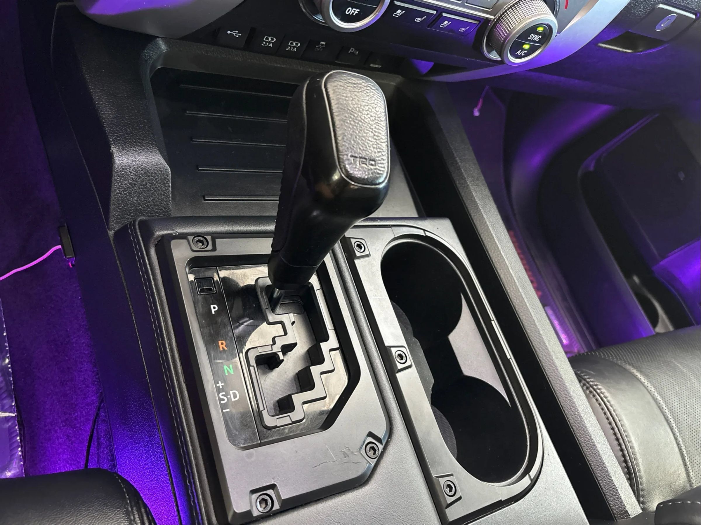 Used 2020 Toyota Tundra Platinum AWD/4WD image 44