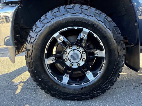 Used 2015 Ford F350 Lariat image 17